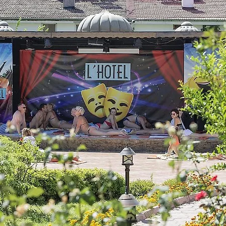 Otel Larissa Sultan